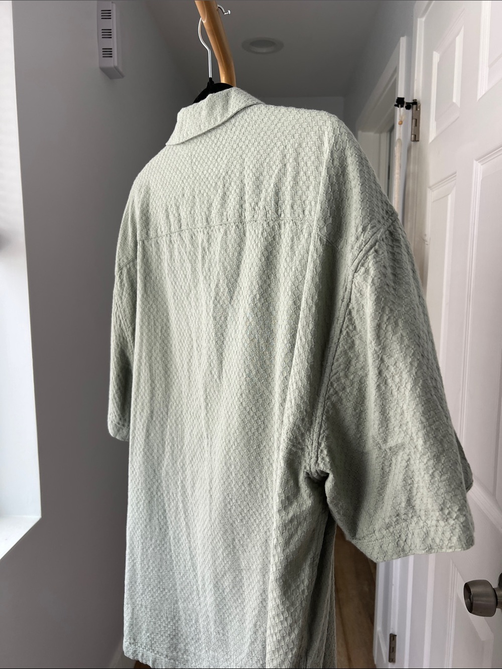 Abercrombie & Fitch Textured Button Up Short Sleeve Shirt Light Green Men's XXL - Picture 5 of 7